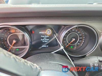 Zdjęcie 9 z 12 samochodu: 2021 JEEP WRANGLER UNLIMITED SAHARA VIN:1C4HJXEN0MW545101 - miniatura