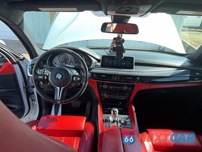 Zdjęcie 9 z 14 samochodu: 2017 BMW X6 M VIN:5YMKW8C30H0U72441 - miniatura