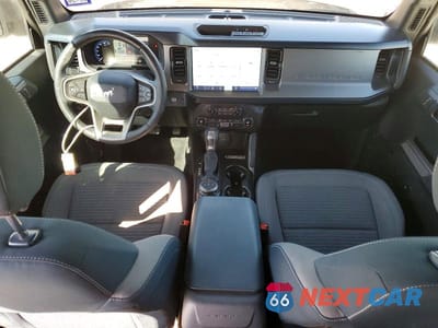 Zdjęcie 8 z 13 samochodu: 2021 FORD BRONCO BASE VIN:1FMDE5BH5MLA68717 - miniatura