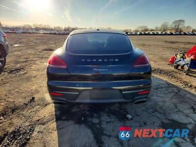 Zdjęcie 6 z 11 samochodu: 2014 PORSCHE PANAMERA 2 VIN:WP0AA2A73EL010505 - miniatura