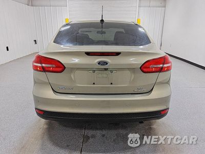 Zdjęcie 6 z 12 samochodu: 2015 FORD FOCUS SE VIN:1FADP3F21FL211132 - miniatura