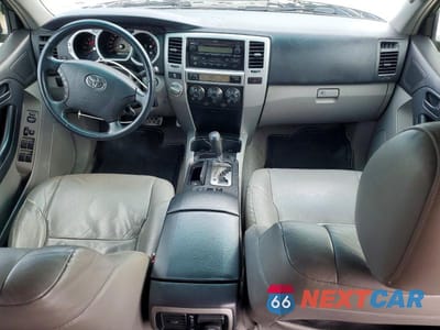 Zdjęcie 8 z 12 samochodu: 2005 TOYOTA 4RUNNER SR5 VIN:JTEBU14R050066157 - miniatura