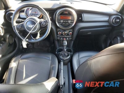 Zdjęcie 8 z 11 samochodu: 2016 MINI COOPER VIN:WMWXU1C54G2D08691 - miniatura