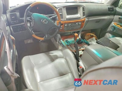 Zdjęcie 8 z 12 samochodu: 2004 LEXUS LX 470 BASE VIN:JTJHT00W543544557 - miniatura