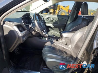 Zdjęcie 7 z 13 samochodu: 2018 JEEP CHEROKEE OVERLAND VIN:1C4PJMJXXJD570581 - miniatura