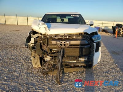 Piąte zdjęcie samochodu w środku: 2022 TOYOTA TUNDRA LIMITED VIN:5TFJA5AB5NX005885 - miniatura