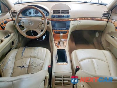 Zdjęcie 8 z 12 samochodu: 2008 MERCEDES-BENZ E 350 4MATIC VIN:WDBUF87X98B298290 - miniatura