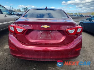 Zdjęcie 6 z 11 samochodu: 2018 CHEVROLET CRUZE LT VIN:1G1BE5SM2J7236495 - miniatura