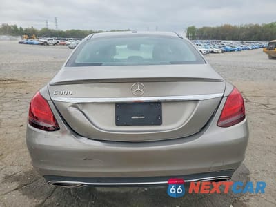 Zdjęcie 6 z 12 samochodu: 2019 MERCEDES-BENZ C 300 VIN:55SWF8DB9KU319032 - miniatura