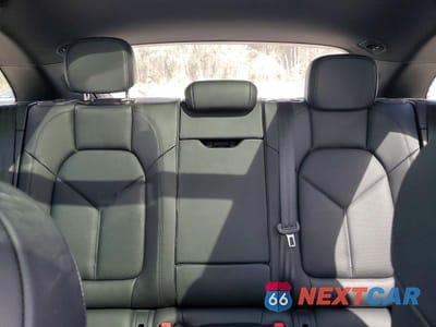 Zdjęcie 10 z 12 samochodu: 2025 PORSCHE MACAN BASE VIN:WP1AA2A55SLB11263 - miniatura