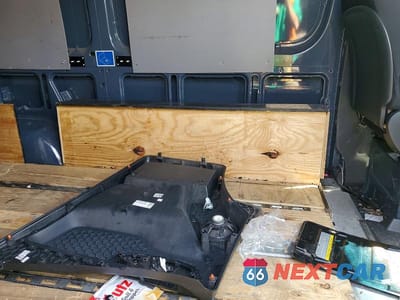 Zdjęcie 11 z 12 samochodu: 2019 MERCEDES BENZ SPRINTER 2500 DELIVERY VAN VIN:WD4PF0CD7KP047957 - miniatura