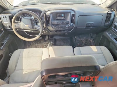 Zdjęcie 8 z 11 samochodu: 2015 CHEVROLET SILVERADO K2500 FLATBED TRUCK VIN:1GC1KUE8XFF539333 - miniatura