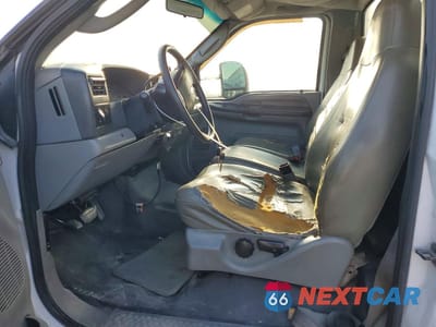 Zdjęcie 7 z 12 samochodu: 2022 FORD F450 VIN:3H3V532K5SS011193 - miniatura