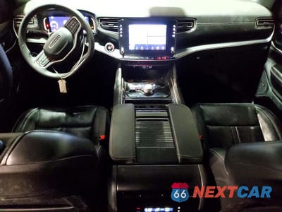 Zdjęcie 8 z 12 samochodu: 2022 JEEP WAGONEER SERIES I VIN:1C4SJVAT8NS206531 - miniatura