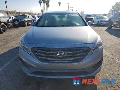 Piąte zdjęcie samochodu w środku: 2017 HYUNDAI SONATA SPORT VIN:5NPE34AF6HH544556 - miniatura