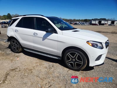 Czwarte zdjęcie samochodu z boku: 2018 MERCEDES-BENZ GLE 350 VIN:4JGDA5JB4JB140775 - miniatura