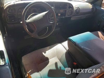 Zdjęcie 8 z 12 samochodu: 1998 DODGE RAM 1500 VIN:1B7HC13Y4WJ202151 - miniatura