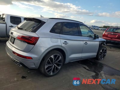 Trzecie zdjęcie samochodu z tyłu: 2024 AUDI SQ5 PRESTIGE VIN:WA1C4AFY9R2022207 - miniatura