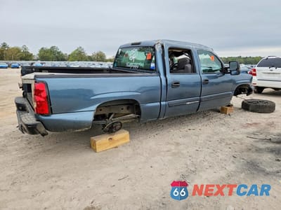 Trzecie zdjęcie samochodu z tyłu: 2007 CHEVROLET SILVERADO C1500 CLASSIC CREW CAB VIN:2GCEC13V871169322 - miniatura