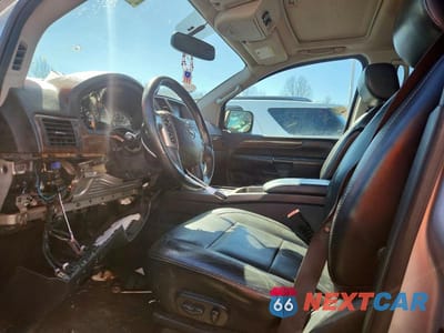 Zdjęcie 7 z 13 samochodu: 2013 NISSAN ARMADA PLATINUM VIN:5N1AA0NE8DN604745 - miniatura