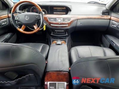 Zdjęcie 8 z 11 samochodu: 2008 MERCEDES-BENZ S 550 4MATIC VIN:WDDNG86X48A205143 - miniatura