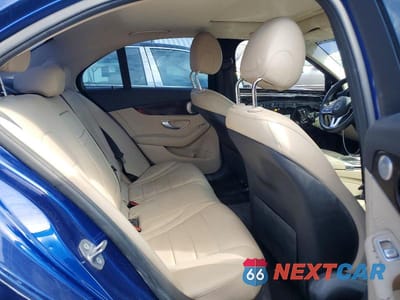 Zdjęcie 10 z 11 samochodu: 2019 MERCEDES-BENZ C 300 4MATIC VIN:55SWF8EB8KU288080 - miniatura