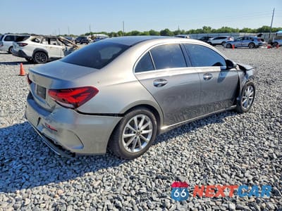 Trzecie zdjęcie samochodu z tyłu: 2020 MERCEDES-BENZ A 220 VIN:W1K3G4EB4LJ205125 - miniatura