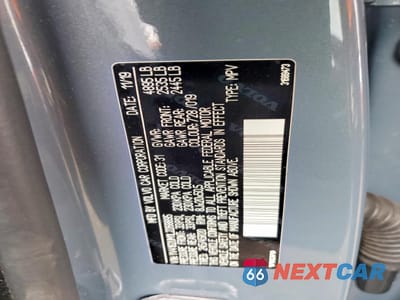 Zdjęcie 13 z 14 samochodu: 2020 VOLVO XC40 T5 R-DESIGN VIN:YV4162UM1L2268895 - miniatura
