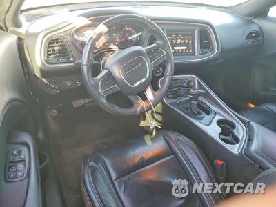 Zdjęcie 8 z 12 samochodu: 2019 DODGE CHALLENGER SXT VIN:2C3CDZAG0KH557348 - miniatura