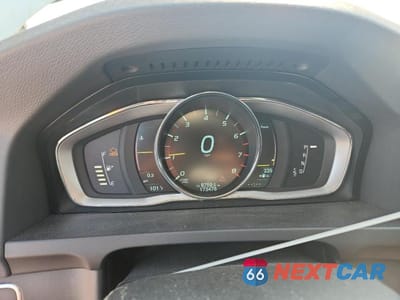 Zdjęcie 9 z 12 samochodu: 2014 VOLVO S60 T5 VIN:YV1612FS2E2289528 - miniatura