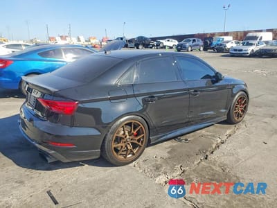 Trzecie zdjęcie samochodu z tyłu: 2020 AUDI RS3 VIN:WUABWGFF4LA903300 - miniatura