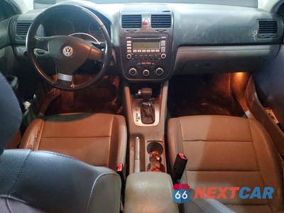 Zdjęcie 8 z 12 samochodu: 2008 VOLKSWAGEN JETTA SE VIN:3VWRM71K38M035562 - miniatura