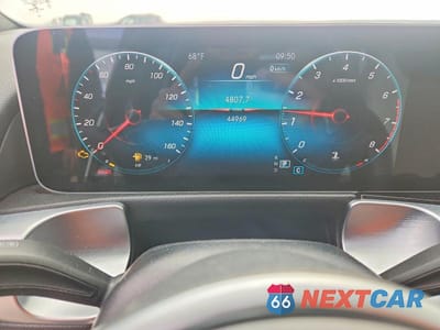 Zdjęcie 9 z 12 samochodu: 2021 MERCEDES-BENZ GLB 250 4MATIC VIN:W1N4M4HB4MW101346 - miniatura