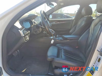 Zdjęcie 7 z 12 samochodu: 2018 BMW 530 XI VIN:WBAJA7C57JWC76000 - miniatura