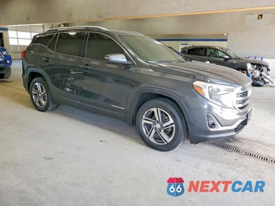 Czwarte zdjęcie samochodu z boku: 2018 GMC TERRAIN SLT VIN:3GKALVEV8JL374412 - miniatura