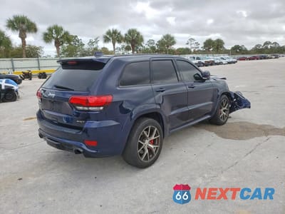 Trzecie zdjęcie samochodu z tyłu: 2017 JEEP GRAND CHEROKEE SRT-8 VIN:1C4RJFDJ2HC720601 - miniatura