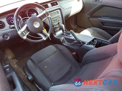 Zdjęcie 8 z 12 samochodu: 2014 FORD MUSTANG VIN:1ZVBP8EM8E5205975 - miniatura