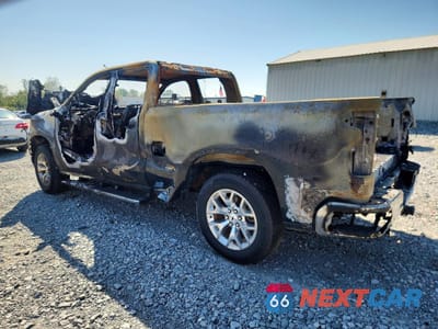 Drugie zdjęcie samochodu z przodu: 2019 CHEVROLET SILVERADO LD K1500 LT VIN:2GCVKPEC5K1111937 - miniatura