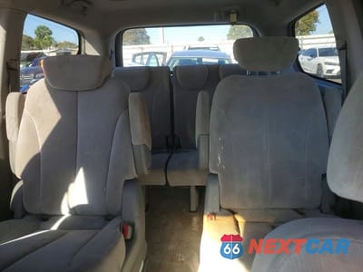 Zdjęcie 10 z 13 samochodu: 2006 KIA SEDONA LX VIN:KNDMB233466029830 - miniatura