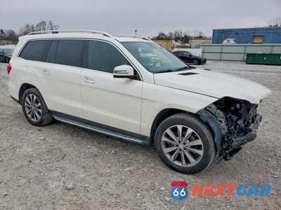 Czwarte zdjęcie samochodu z boku: 2015 MERCEDES-BENZ GL 450 4MATIC VIN:4JGDF6EE6FA541740 - miniatura