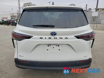 Zdjęcie 6 z 12 samochodu: 2025 TOYOTA SIENNA XLE 8-PASSENGER VIN:5TDYRKEC7SS285481 - miniatura