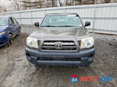 Piąte zdjęcie samochodu w środku: 2010 TOYOTA TACOMA BASE VIN:5TENX4CN1AZ722322 - miniatura