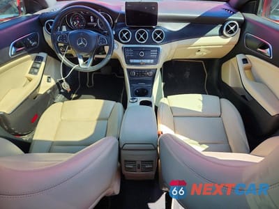 Zdjęcie 8 z 12 samochodu: 2019 MERCEDES-BENZ CLA 250 4MATIC VIN:WDDSJ4GB3KN706038 - miniatura