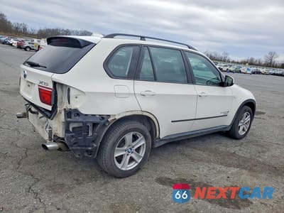 Trzecie zdjęcie samochodu z tyłu: 2012 BMW X5 XDRIVE35I VIN:5UXZV4C57CL761830 - miniatura