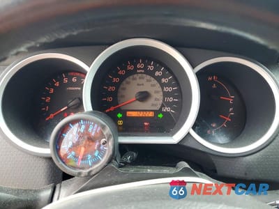 Zdjęcie 9 z 13 samochodu: 2008 TOYOTA TACOMA BASE VIN:5TEUX42N58Z511583 - miniatura