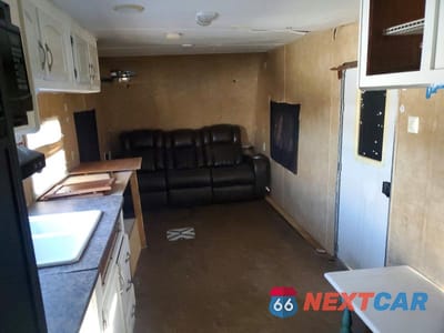 Piąte zdjęcie samochodu w środku: 2011 JAYCO JAY FLIGHT CAMPER VIN:1UJBJ0BN0B18B0462 - miniatura