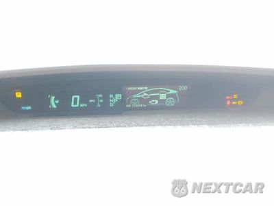 Zdjęcie 9 z 11 samochodu: 2010 TOYOTA PRIUS III VIN:JTDKN3DU8A1275538 - miniatura