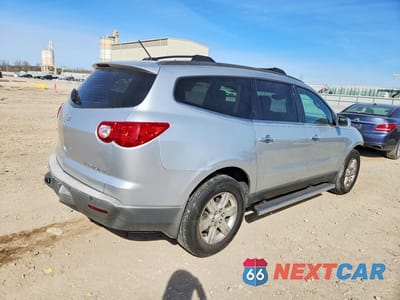 Trzecie zdjęcie samochodu z tyłu: 2012 CHEVROLET TRAVERSE LT VIN:1GNKVGED6CJ217699 - miniatura