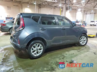 Trzecie zdjęcie samochodu z tyłu: 2023 KIA SOUL LX VIN:KNDJ23AU7P7885591 - miniatura