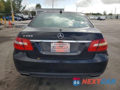 Zdjęcie 6 z 11 samochodu: 2013 MERCEDES-BENZ E 350 VIN:WDDHF5KB5DA756068 - miniatura